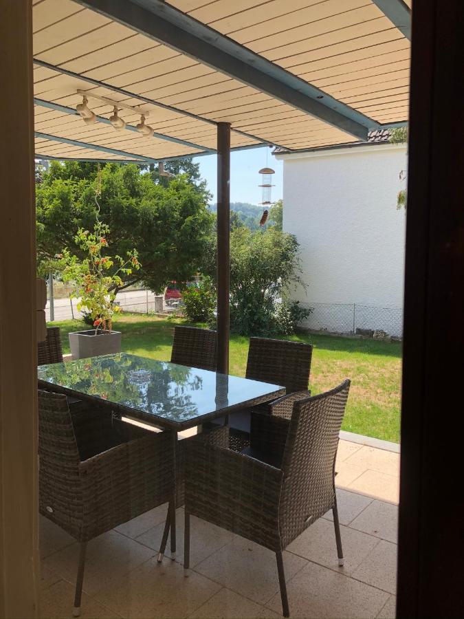 Stadtvilla Mit Pool Jestetten Buitenkant foto