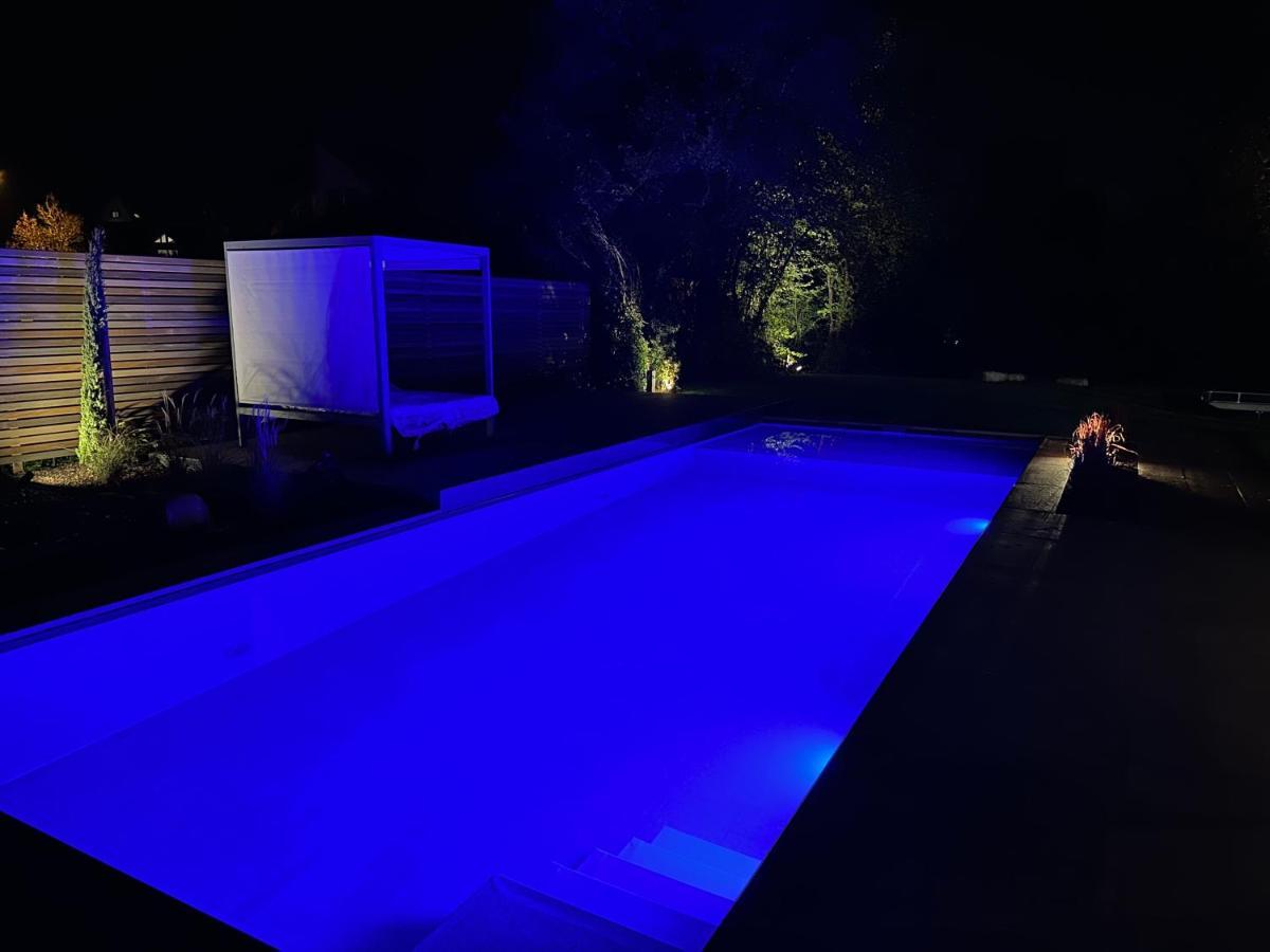 Stadtvilla Mit Pool Jestetten Buitenkant foto
